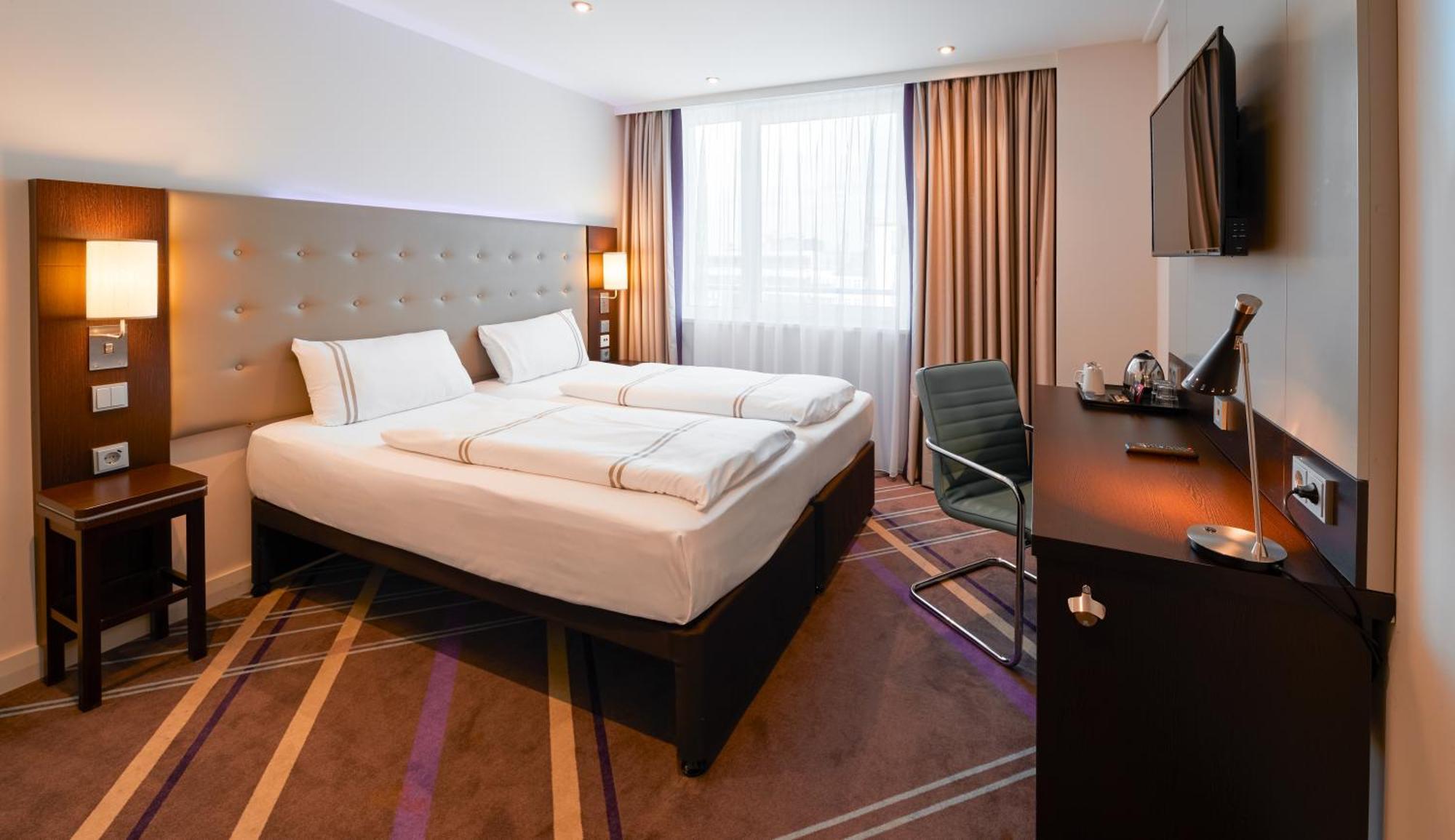 Premier Inn Muenchen City Zentrum Экстерьер фото