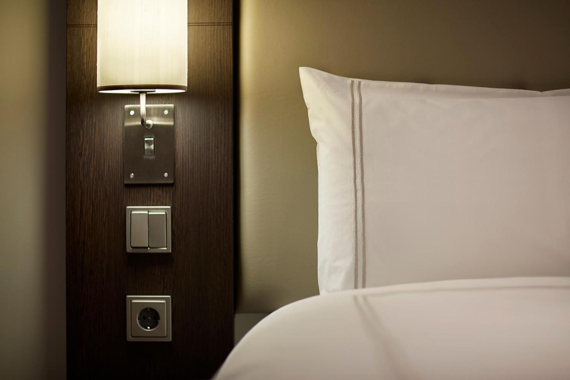 Premier Inn Muenchen City Zentrum Экстерьер фото